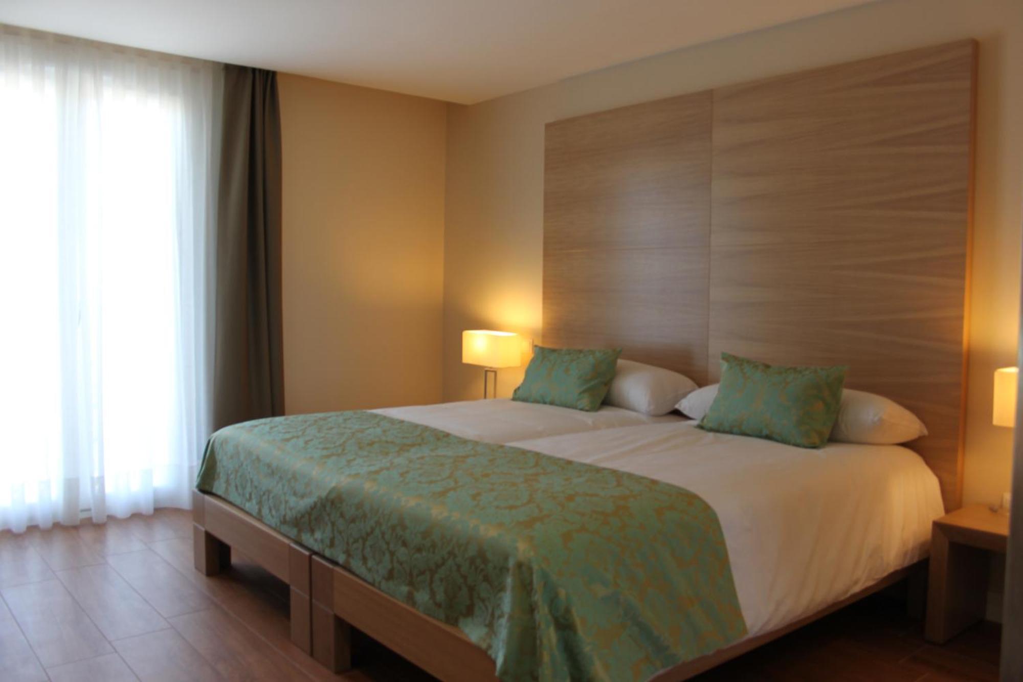 Hotel Medinasalim Мединасели Экстерьер фото